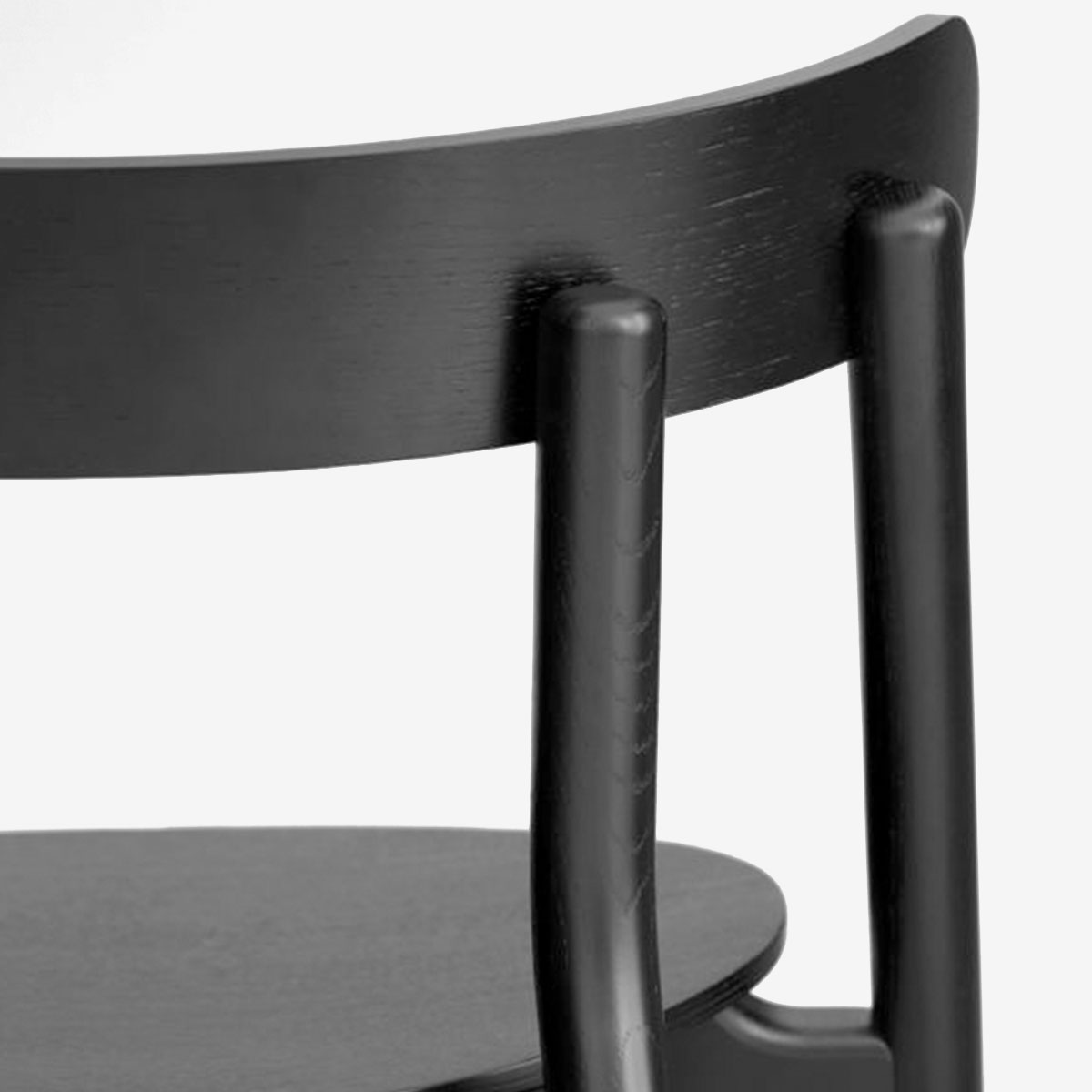 Silla Oaki