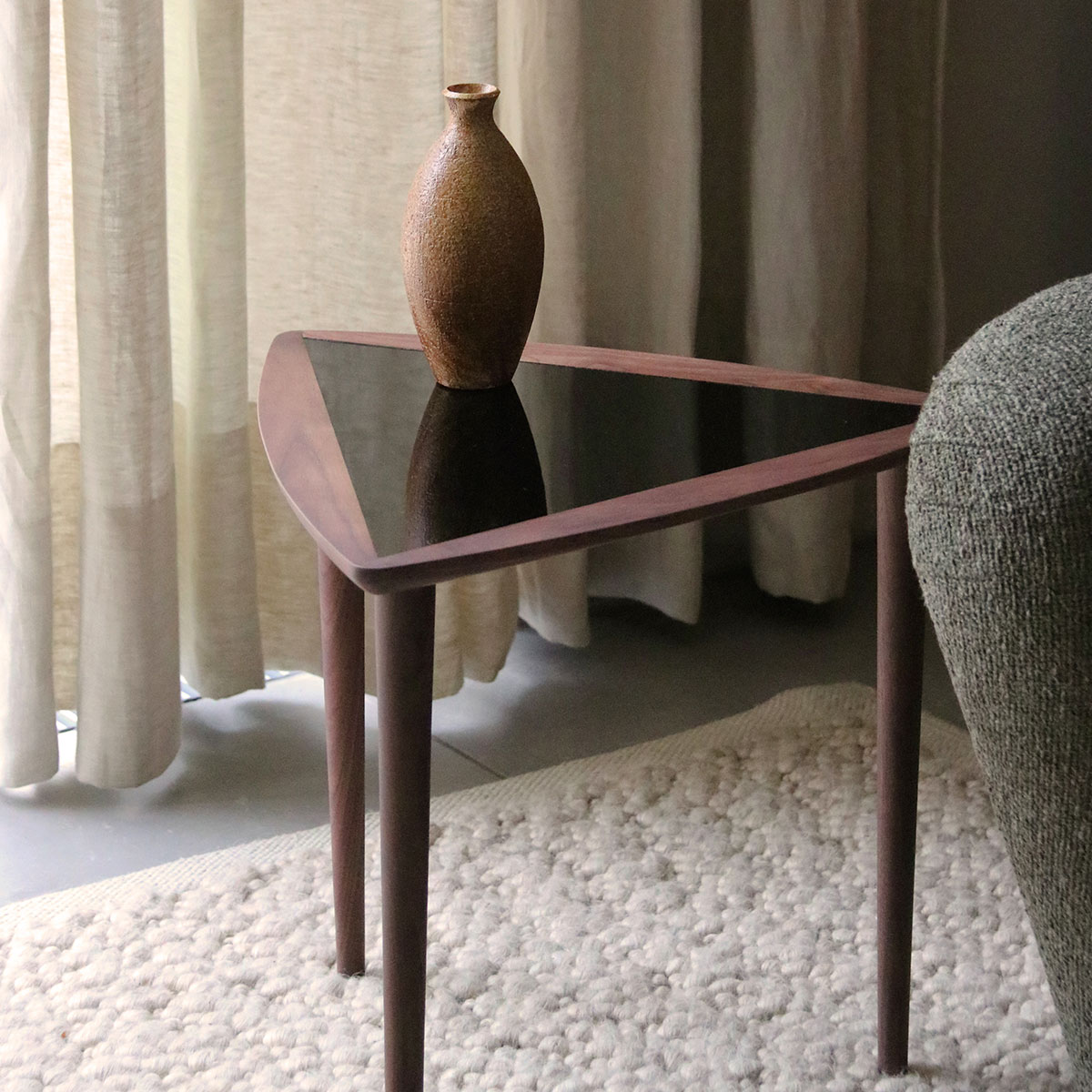 Mesa Umanoff Nesting auxiliar