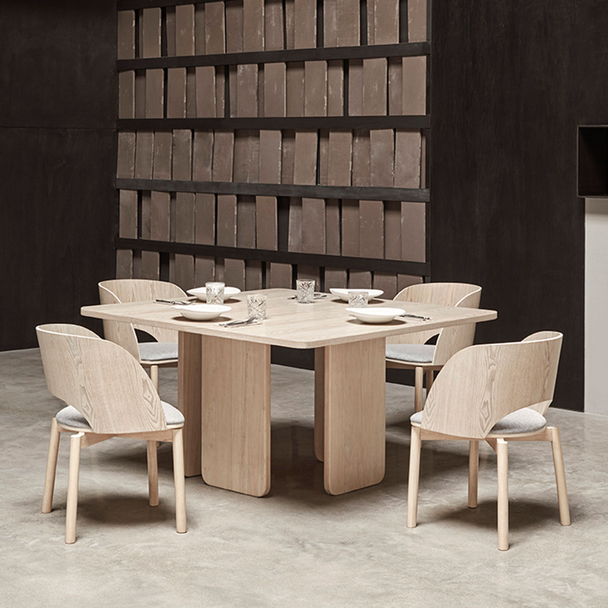 Mesa Arq cuadrada